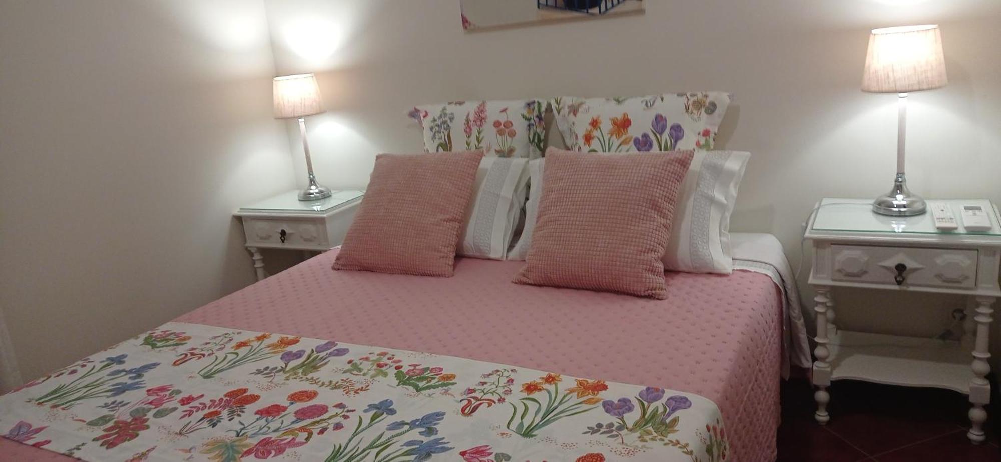 A Casa Da Ti Laura - Al Hotell Aveiro Eksteriør bilde